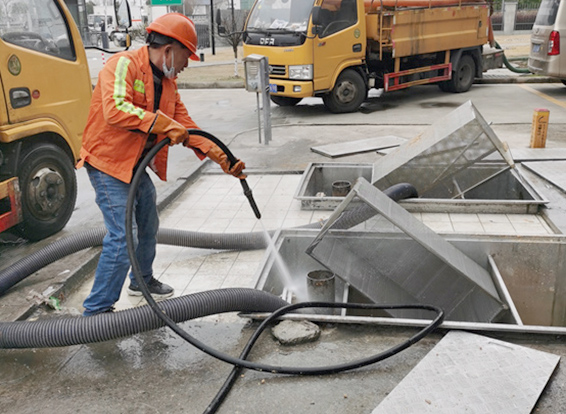 翁田镇隔油池清理